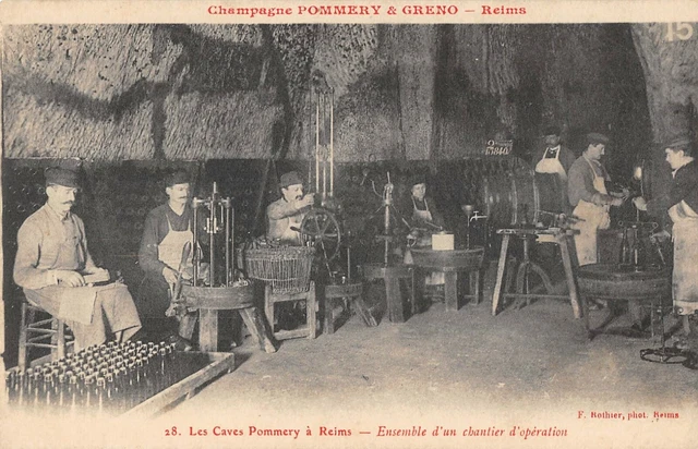 Cpa 51 Reims Pommery Greno Les Caves Pommery Reims Ensemble D'un Chantier D'oper