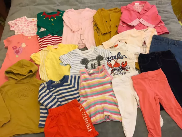 Pacchetto vestiti per bambine 6-9 mesi