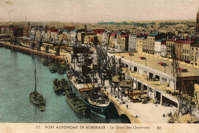 *12615 cpa Bordeaux - le Quai des Chartrons