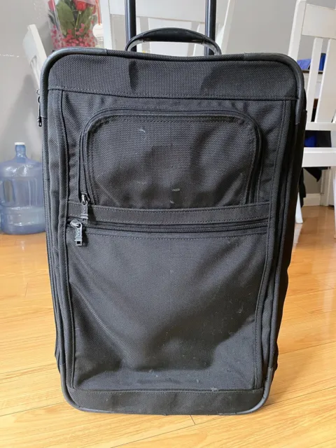 Tumi Alpha 22” Rolling Carry-On Expandable Suitcase Ballistic Nylon Black 2279D3