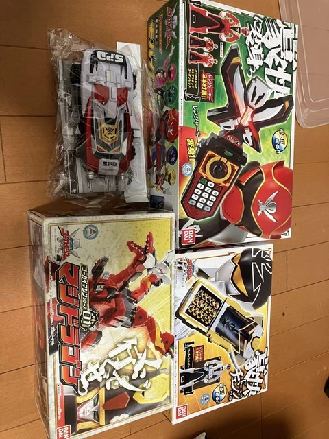 DX GoZyuJin Q-Rex Megazord Power Rangers Super Megaforce Gokaiger BANDAI (Japon)