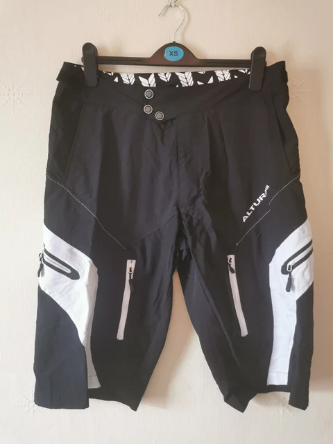 Altura mountain hotsell bike shorts