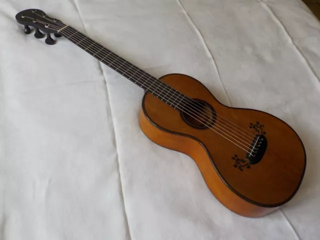 Guitare Romantique "PARIZOT A.MIRECOURT" d'avant 1835 entièrement rénovée  3