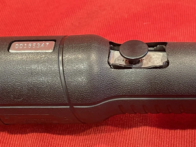 Snap On Far720 3/8” Comfort Grip Pneumatic Air Ratchet Wrench 5