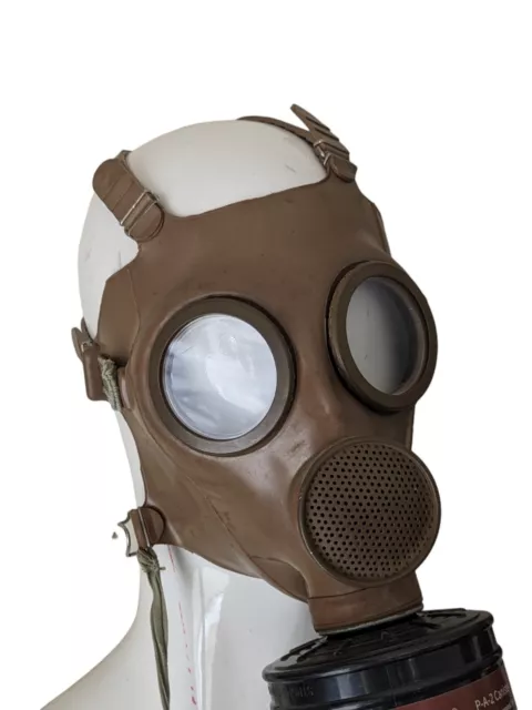 Military M51 GAS MASK & RESPIRATOR w/ FILTER CANISTER New Never Used 3