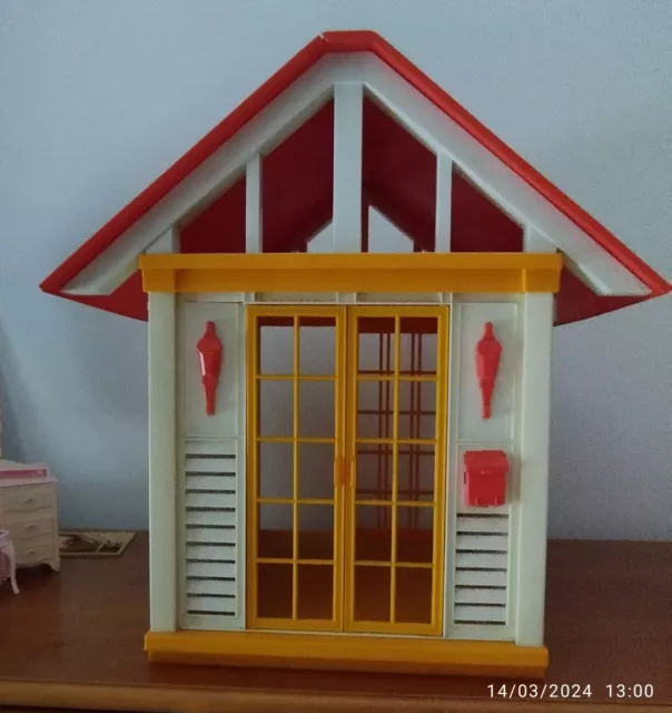 BARBIE MATTEL COUNTRY HOUSE DREAM COTTAGE HOUSE DOLL + Furniture Accessories