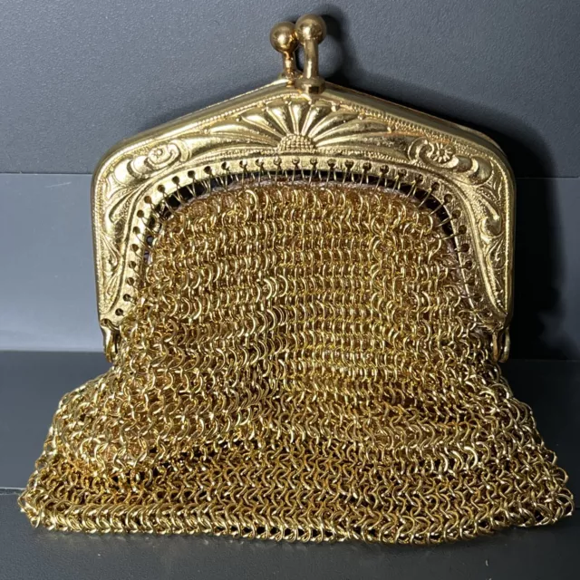 Small Vintage Gold Gilt Chain Mail Coin Purse