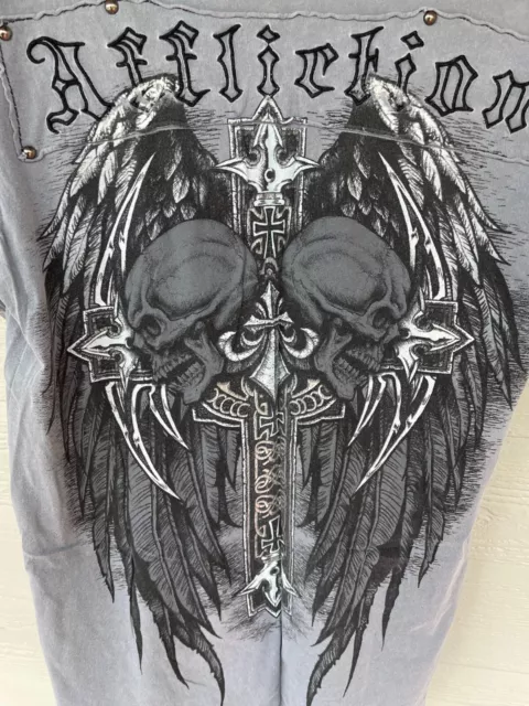 Y2K Affliction Cross and Wings T-Shirt Men's XL goth grunge gray vneck