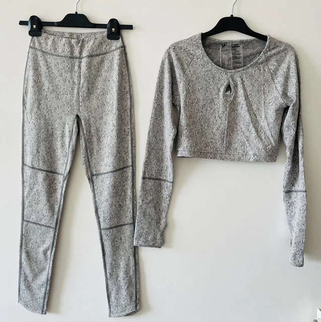 Fleur texture set gymshark top