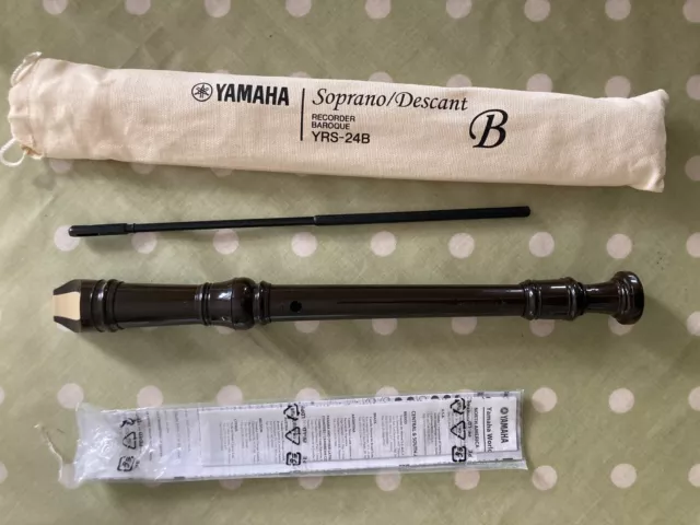 Yamaha Recorder Soprano/ Descant Baroque YRS-24B 13" in bag + instructions