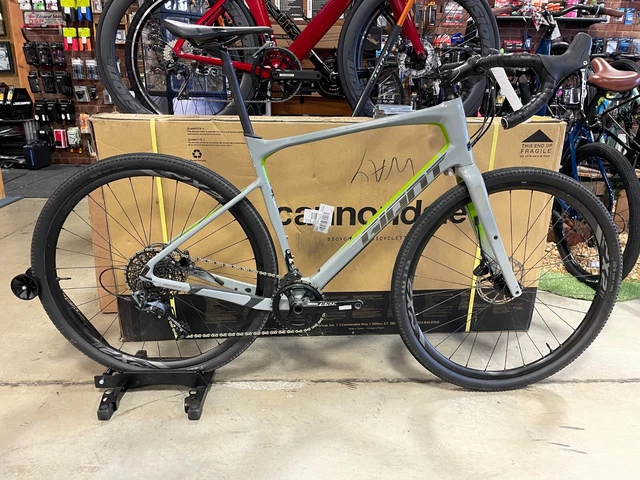 giant revolt advanced 0 gravel bike