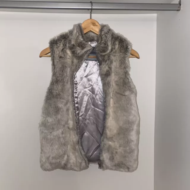 Girls Age 9-10 Fur Pile Body warmer Zip Up Gillet Light Grey Sleeveless Jacket