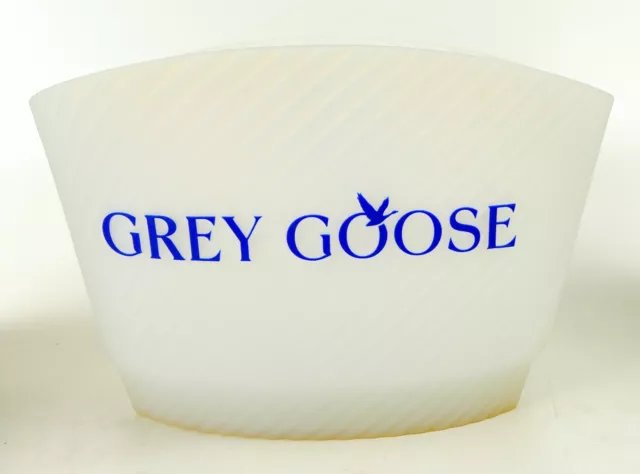 Grey Goose Vodka LED Silicon flexibler XL Flaschenkühler Eisbox Ice Bucket 1642 3