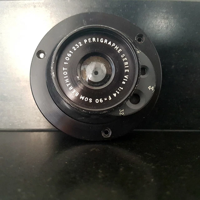 936895_4 936895_4