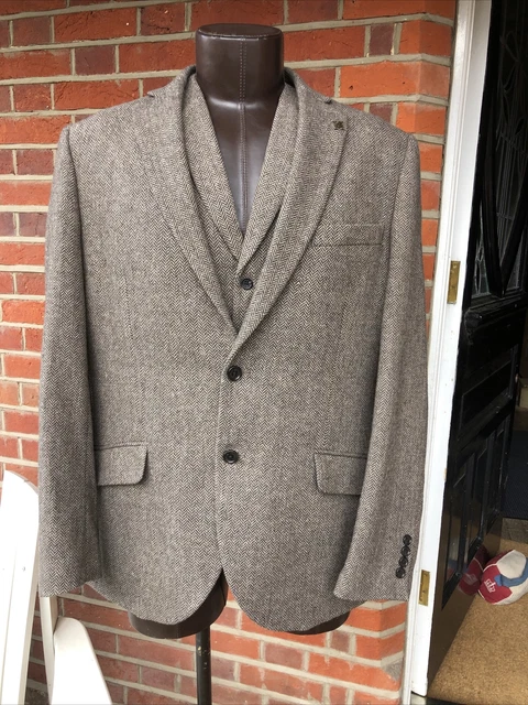 Hammond & deals co waistcoat