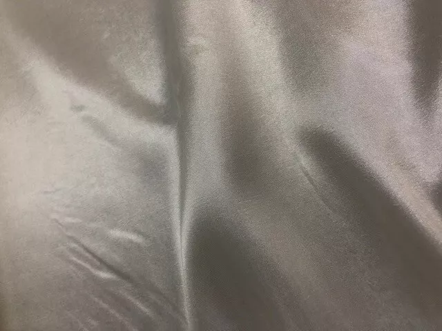 Taftstoff Seide & Satin Look knackiges Gefühl und metallic glänzendes Brautkleid