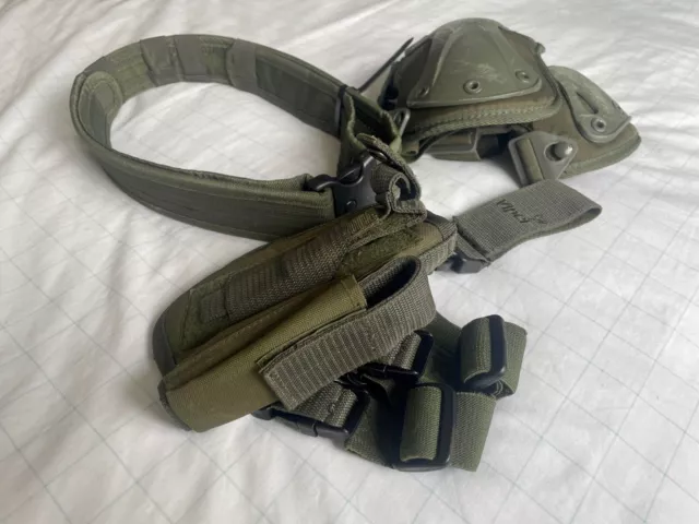 Old School Belt & Holster | Knee Pads Included | Airsoft Gear | Ranger Green Kit