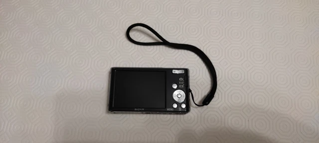 Fotocamera digitale SONY CYBER-SHOT Optical Steady Shot DSC-W830  20.1 M.pixels 3