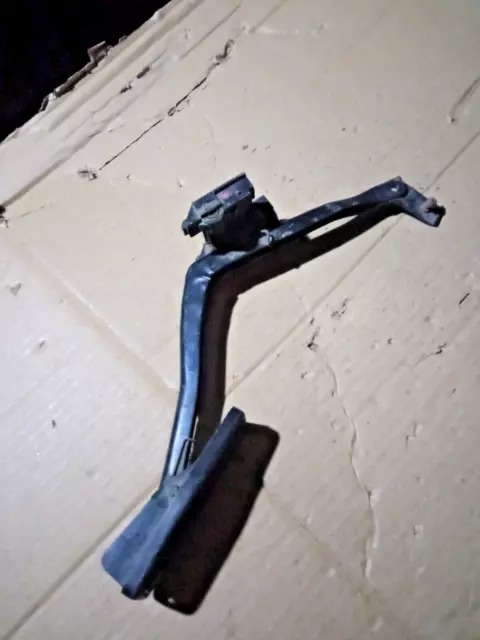Volvo 240 244 245 Gas Accelerator Pedal Assembly OEM #2622E