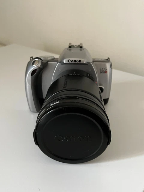 Appareil photo argentique Canon Eos 300V + objectif Tamron 28-200mm