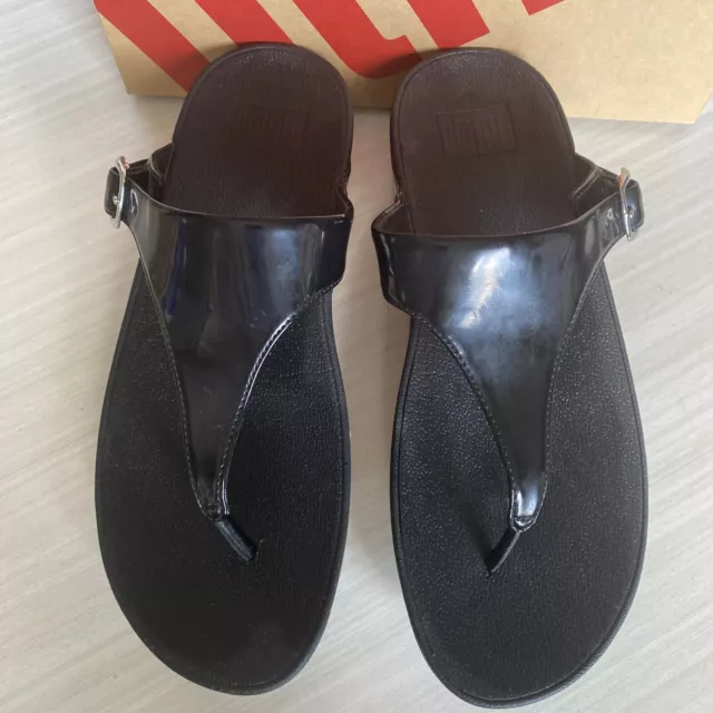Fitflop Women's The Skinny Patent Flip Flop Sandals All Black Size 9