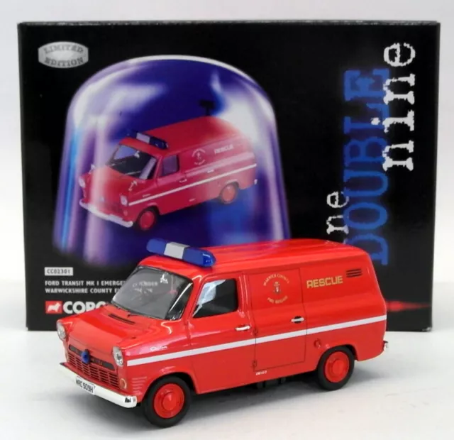 Corgi 1/43 Maßstab CC02301 - Ford Transit Mk1 Warwickshire County Feuerwehr