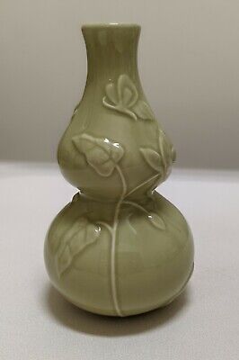 Victoria Hagan "Perfect Pieces" Celadon Raised Green Flowers/Leaves Ceramic Vase