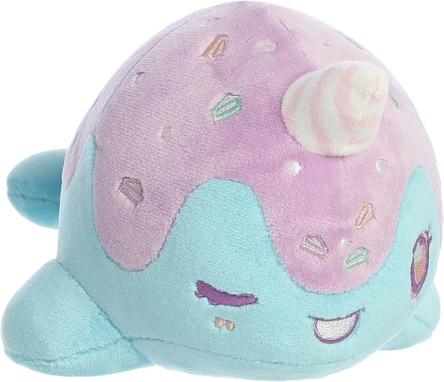 aurora-enchanteuse-tasty-peach-anniversaire-g-teau-nomwhal-peluche-eur
