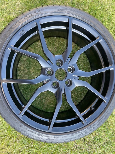 GENUINE FORD FOCUS RS Mk3 19
