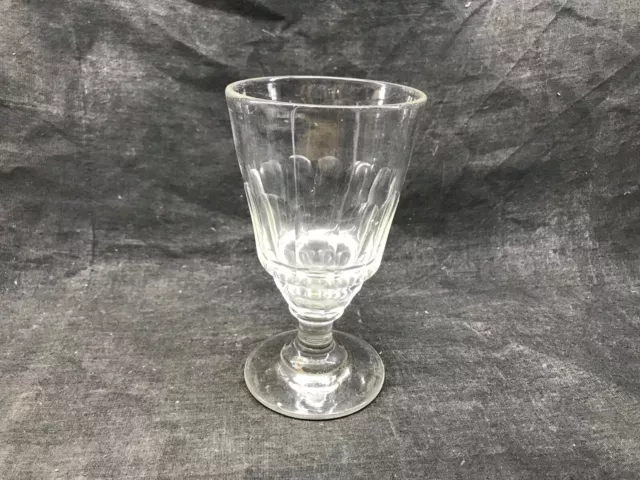 Ancien verre à absinthe en cristal, Verre taillé en facette / VINTAGE bistrot