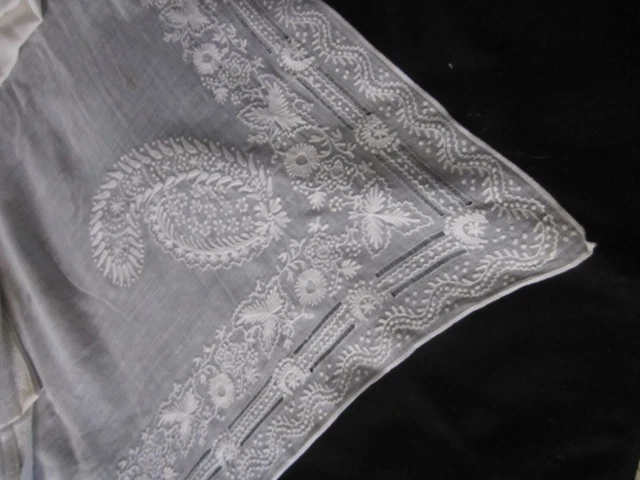 Foulard Triangle En Dentelle Florale Transparente - Voile Léger Pour Mariage, église Ou Look Quotidien - 140x40 Cm - Lilas