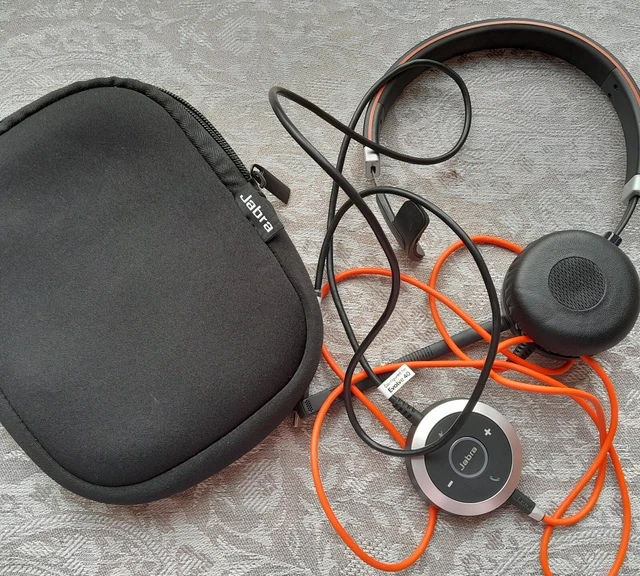 Call Centre Style Conference Call Over Ear HeadPhones And Microphone  From Jabra