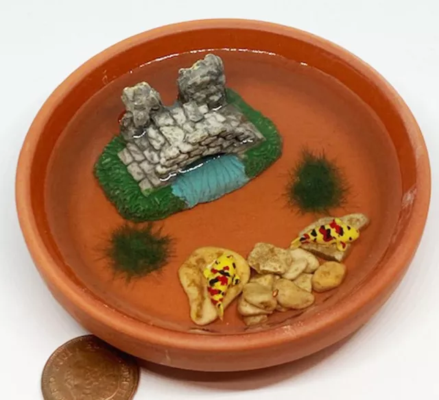 Rond Cuite Étang Avec 2 Carpe Koi Tumdee 1:12 Échelle Poupées Maison Jardin