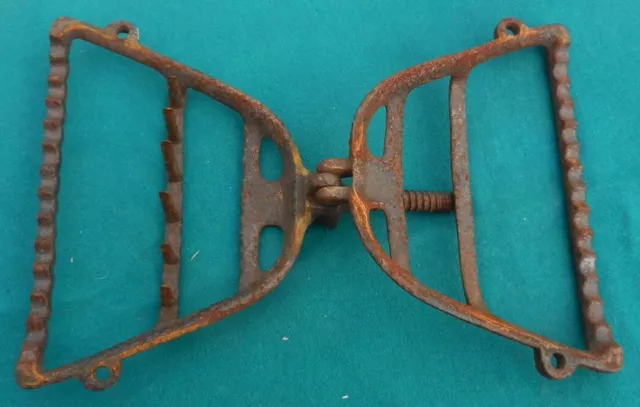 Unusual Item - Antique 19th C Cast Iron Mop Head Holder - 7" x 8" - Sharp Spikes 3