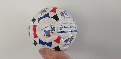 Ballon officiel de la coupe du monde 98