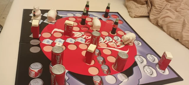 Coca Cola Mensch ärger Dich Nicht COCA COLA & Never Mind ! " Das große Spiel ist wie Mensch ärger dich