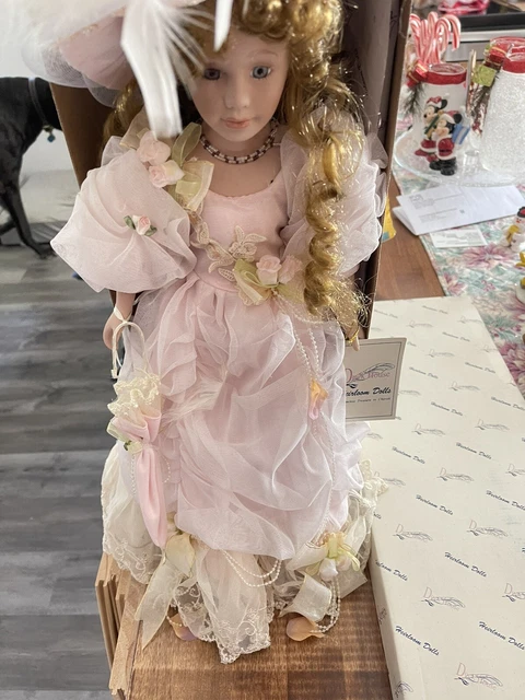 Duck House heirloom doll “Regina" 3