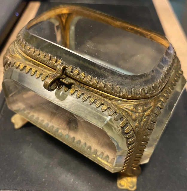 ANCIENNE BOÎTE A BIJOUX NAPOLEON III COFFRET EN VERRE BISEAUTé ET LAITON DORé