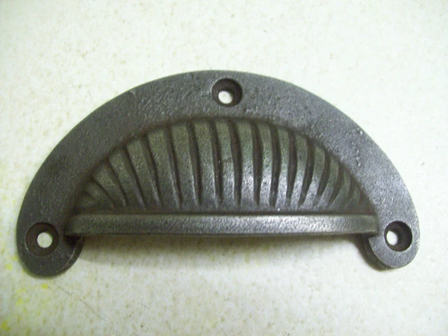 Cast Iron Antique Shell Cup Pull Cabinet Cupboard Drawer Door  Draw Pull Handles