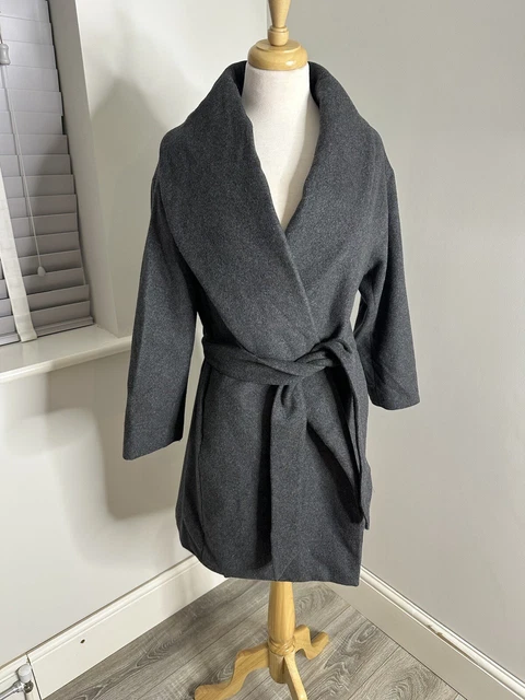 H M HM CONSCIOUS Exclusive A W Faux fur coat Beige Black SMALL