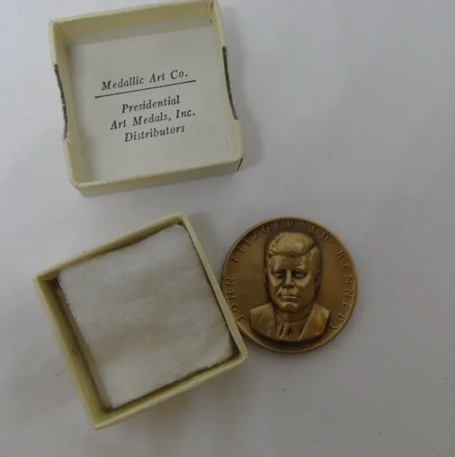 RARE Medallic Art Co Presidential Medals Inc JOHN F KENNEDY JFK 3D Bronze 1.25"D