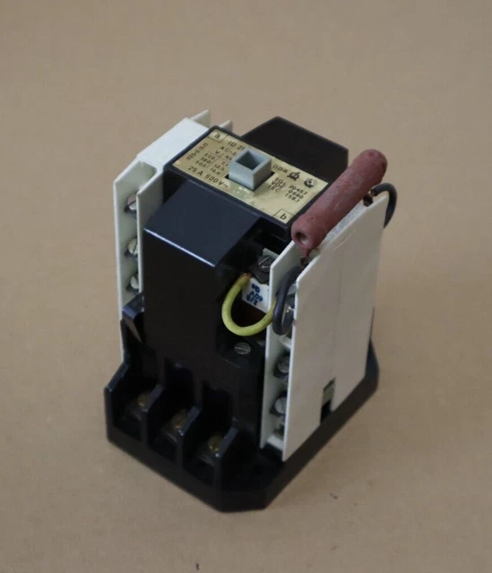 DDR LUFTSCHÜTZ SCHÜTZ Schaltschütz ID0 16A 660V AC-3 TGL20457 Sicherung EUR 12,95 - DE DDR LUFTSCHÜTZ SCHÜTZ Schaltschütz ID0 16A 660V AC-3 TGL20457 Sicherung EUR 12,95 - DE