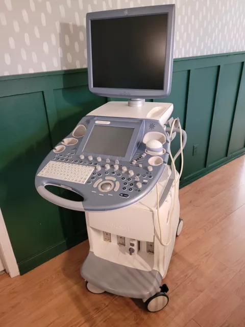 GE Voluson E6 Expert BT13 Ultrasound Machine w/ HDlive - ALL Options Enabled