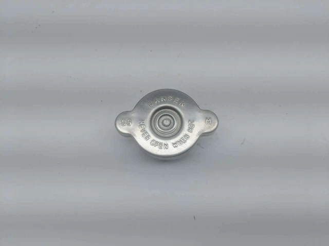 19 Polaris RZR 900 Radiator Fill Cap Lid