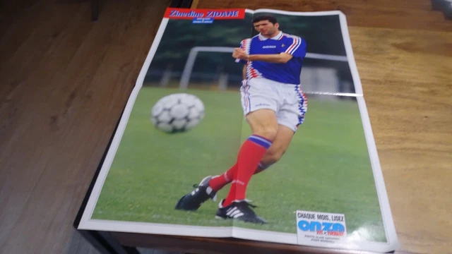 Dans notre collection de Posters ...Saison 80/81 ...Girondins de Bordeaux ....M.P