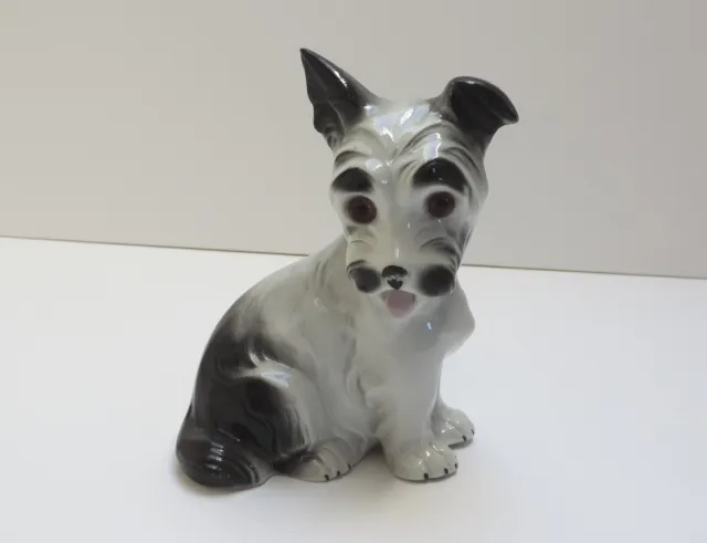 Porzellan Rauchverzehrer - Hund mit Elektrik
