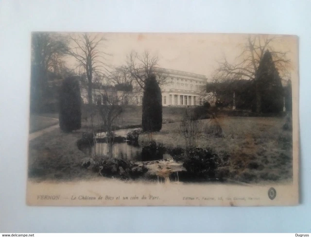 Cpa Vernon.Le Château de Bisy et un coin du Parc