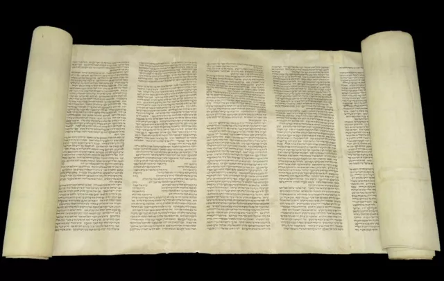 Ancient Torah Bible Scroll complete Book of Leviticus 150-200 years old Europe
