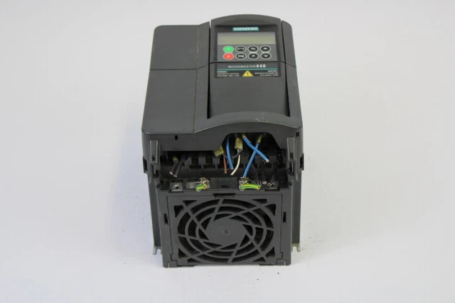 SIEMENS SIMATIC 6SE6440-2AB22-2BA1 MICROMASTER 440 -used-