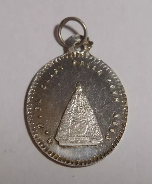 Médaille religieuse ancienne " Notre Dame de Cléry " - argent massif